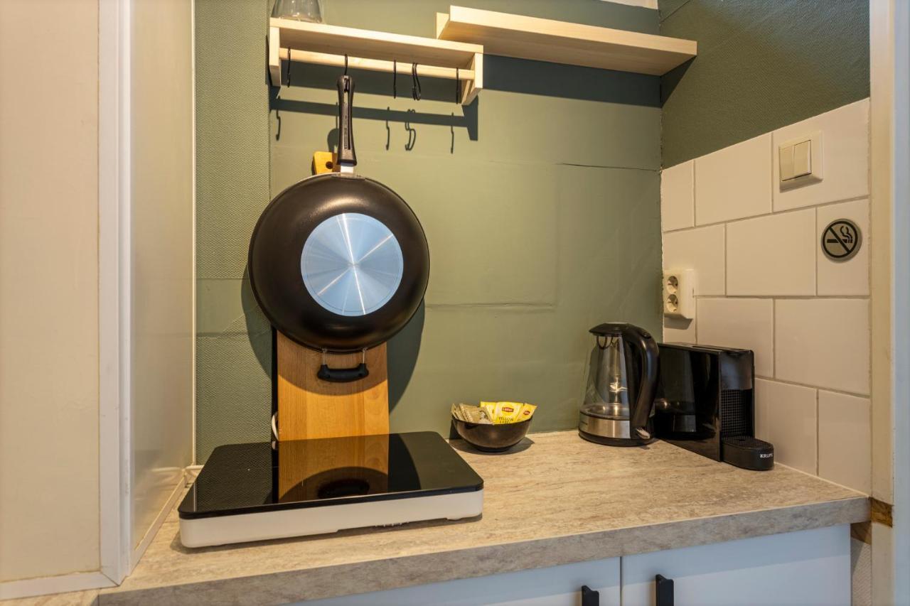 B&B Hendricus Hoofddorp Bagian luar foto